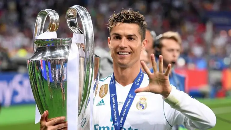 Quelle saison a vu Cristiano Ronaldo remporter sa première Ligue des champions de l'UEFA avec le Real Madrid ?