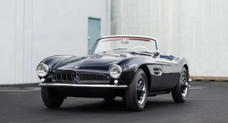 Qui était le designer principal de la BMW 507 ?