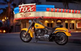 Harley-Davidson Fat Boy : Testez Vos Connaissances sur cette Machine de Rêve