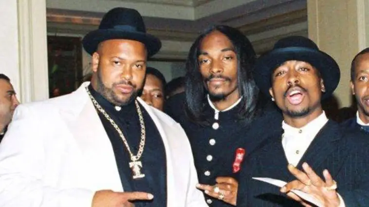 Quel artiste de Death Row Records a été tué à Las Vegas en 1996, marquant un tournant pour le label ?