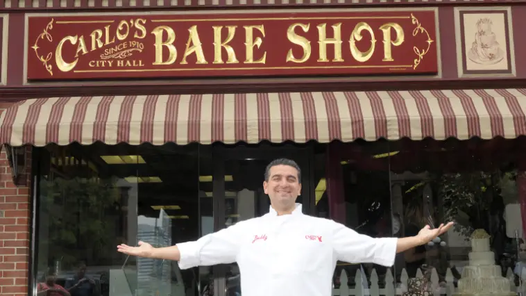 Dans quelle ville est située Carlo's Bakery ?