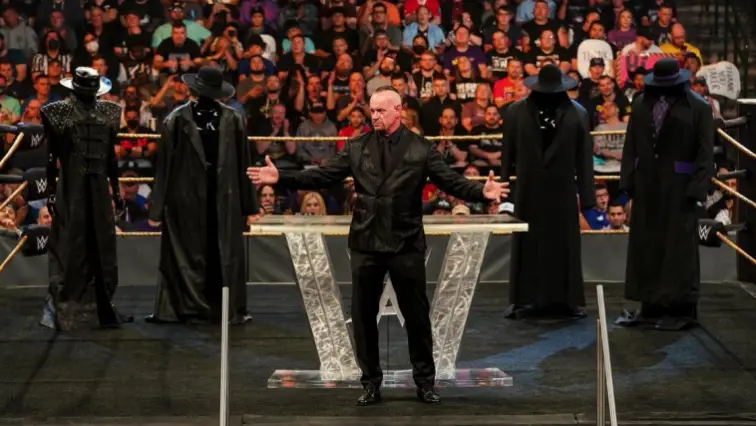 En quelle année The Undertaker a-t-il officiellement pris sa retraite du catch ?