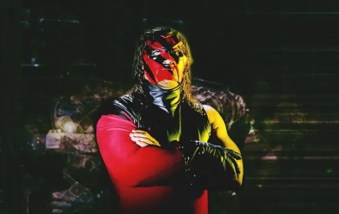 Kane est connu pour avoir effectué des retours surprises à la WWE. Lors de quel événement Kane a-t-il fait un retour mémorable en 2015 en tant que "Corporate Kane" ?