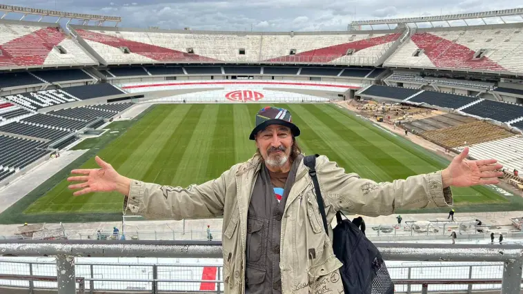 En plus de son travail de journaliste, Didier Roustan est aussi impliqué dans quelle autre activité liée au sport ?