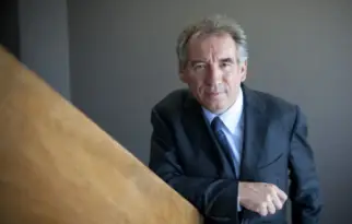 François Bayrou : Que savez-vous de sa carrière politique ?